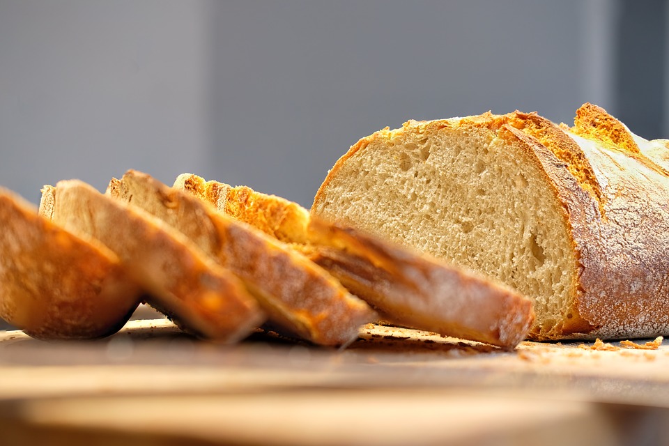 Chleb pszenny lub bagietki (Thermomix)