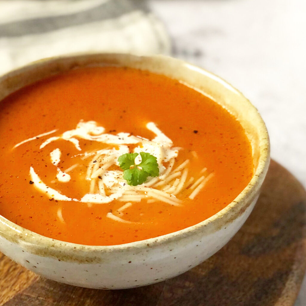 Zupa pomidorowa – prosty i szybki przepis